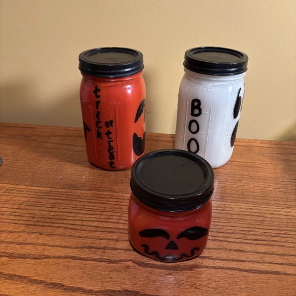2 Pumpkins & 1 Ghost Painted Ball Jars - Picture 11 of 12
